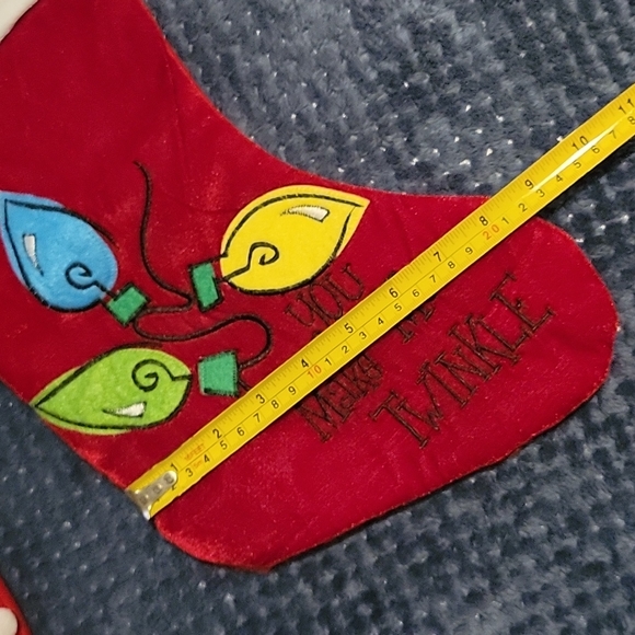 NEW SET OF 4 CHRISTMAS DECORATIONS - Picture 15 of 17